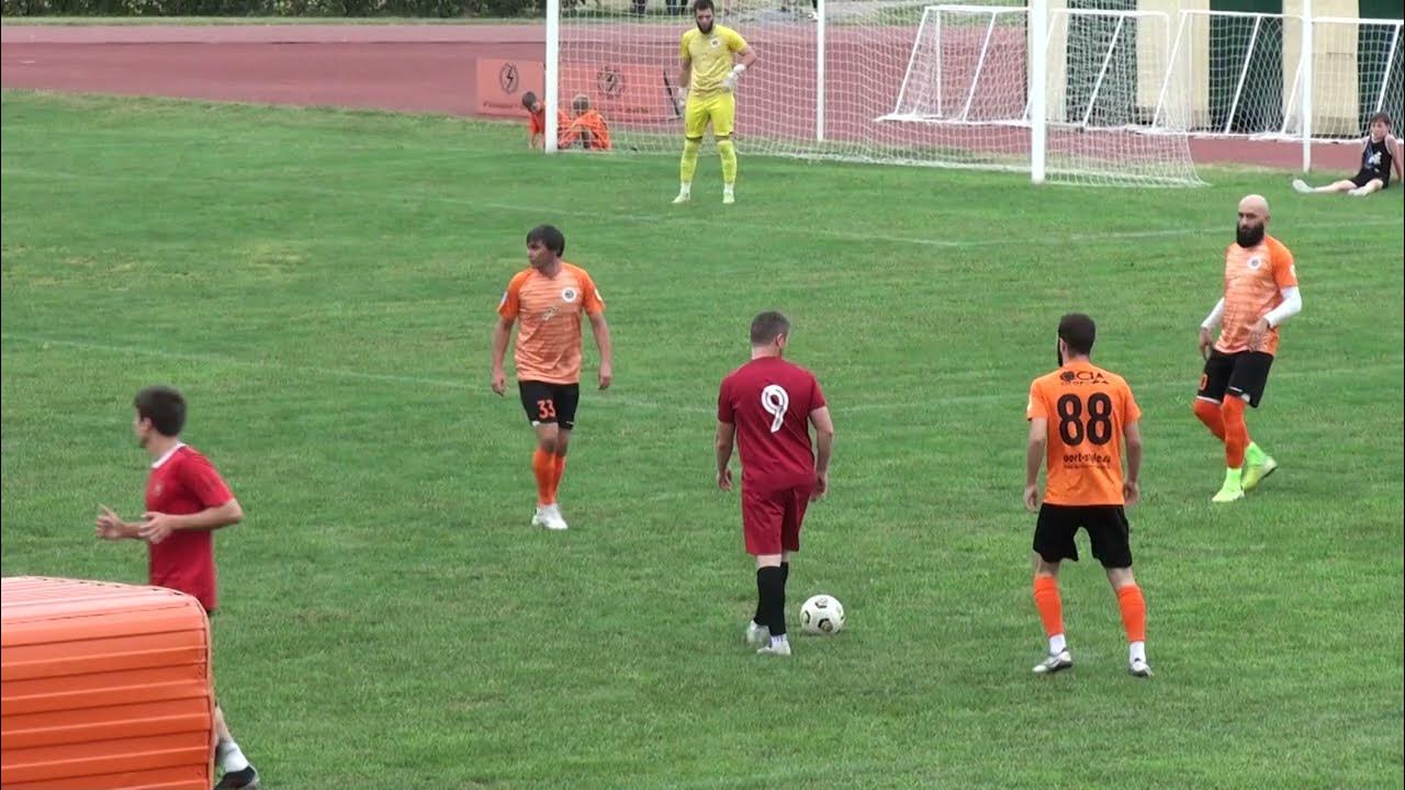 Горный футбол. Футбол кбр 2023. 11. Футбол логоваз азч в кбр 01. Футбол кбр 2023.