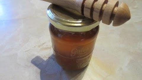 Woodturning a Honey Dipper/Drizzler from Beech #shorts