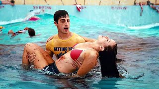 حفلة شاطىء تنتهى بكارثة هجوم أسماك متوحشه عليهم من المياه |Piranha 3dd|