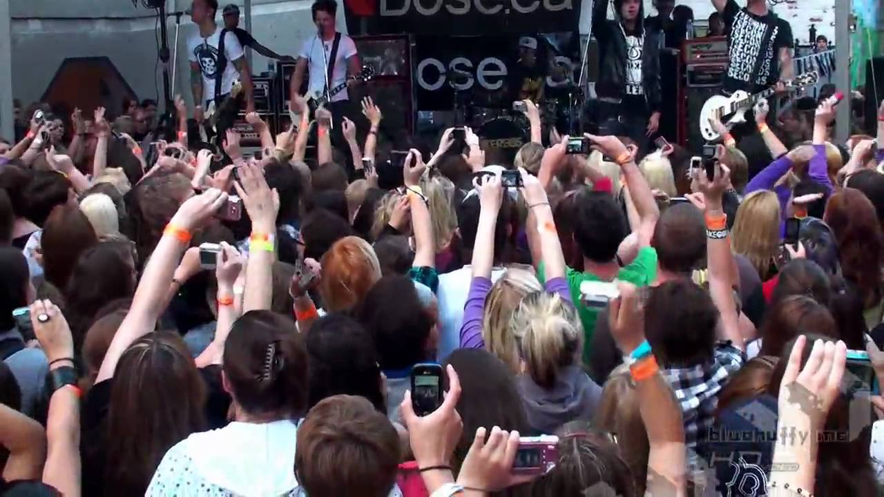 Stereos Summer Girl live at SCENE 09 Ignition (remix) The Next