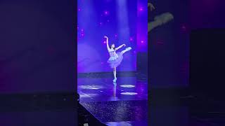 르세라핌 김채원 직캠 4K 'Swan Song' (LE SSERAFIM KIM CHAEWON FanCam)ㅣ'FEARNADA' 2024 S/S - SEOUL 240512