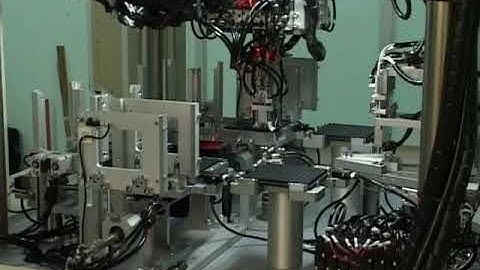 Pick & Place machine by Sophic