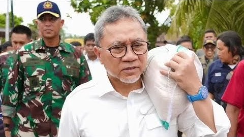 Zulhas Bantu Korban Banjir di Padang Dianggap Netizen: sebagai Pencitraan