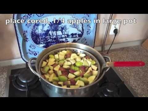 organic-fresh-apple-juice-and-applesauce