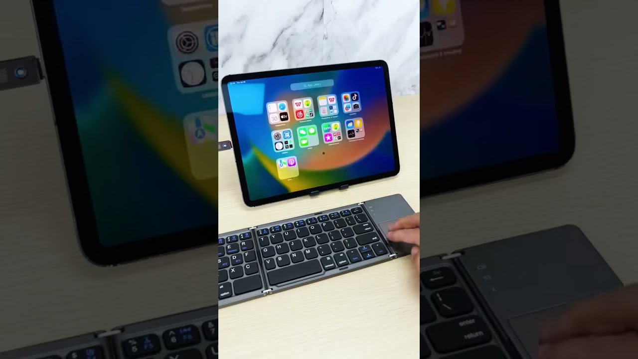 Foldable Bluetooth Keyboard With Touchpad - B033