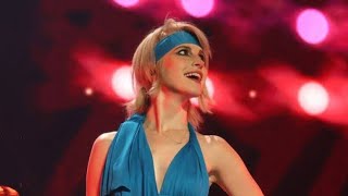 Paramore - Hard Times + Heart of Glass (Blondie Cover)