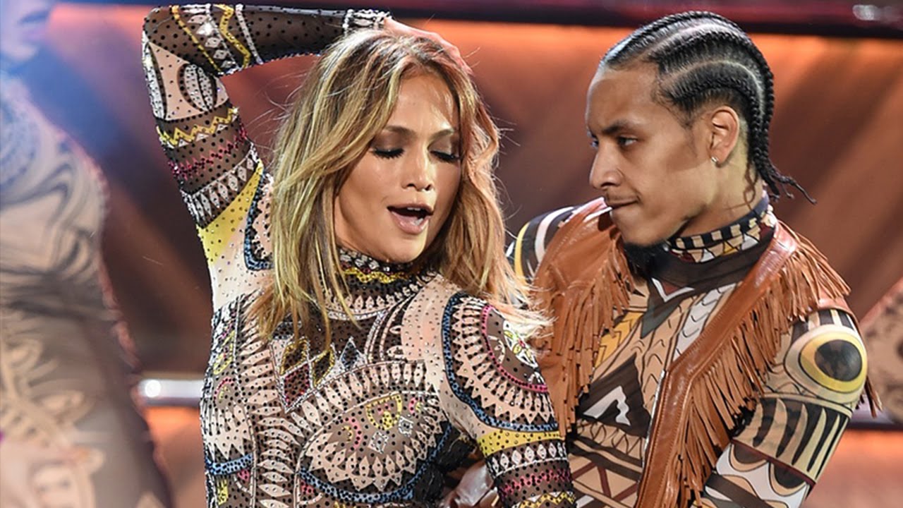 Jennifer Lopez 2015 American Music Awards Opening Performance - Response