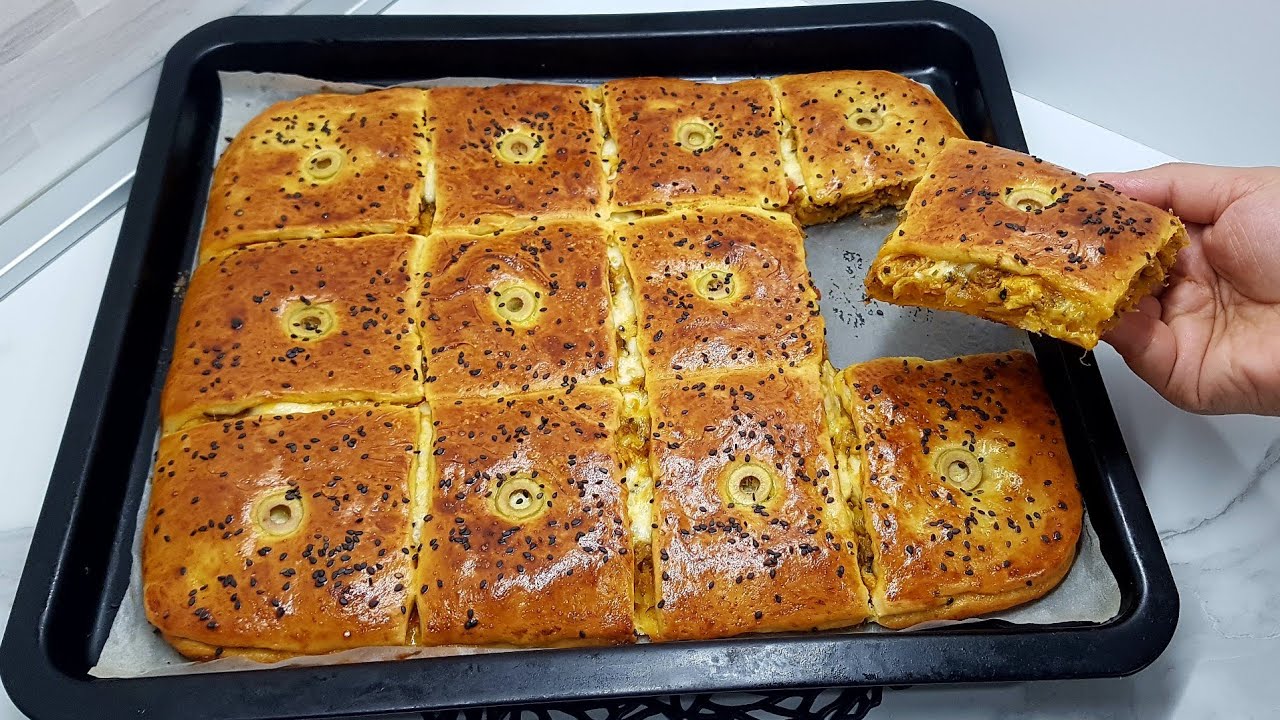 فطيرة بحجم عائلي توجد في رمشة عين خفيفة قطن بحشوة اقتصادية و لذيذة مكونات في كل بيت