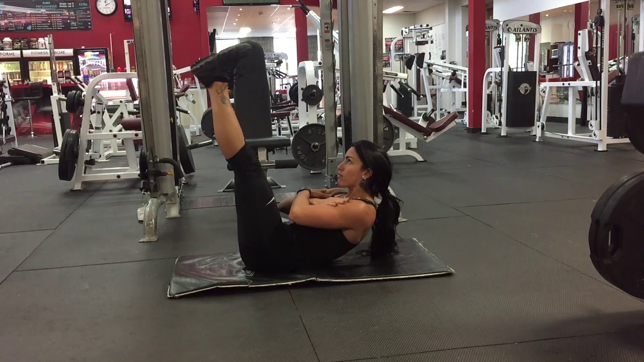 Vertical Leg crunch - YouTube