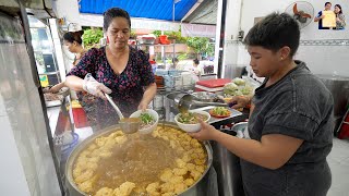 Choáng Ngợp với Nồi Bún Bò Gốc Huế Khổng lồ Siêu Ngon khách ăn không kịp bán ở Sài Gòn