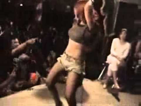 Parade Dangdut Cabul Indonesia des'2011 flv   YouTube