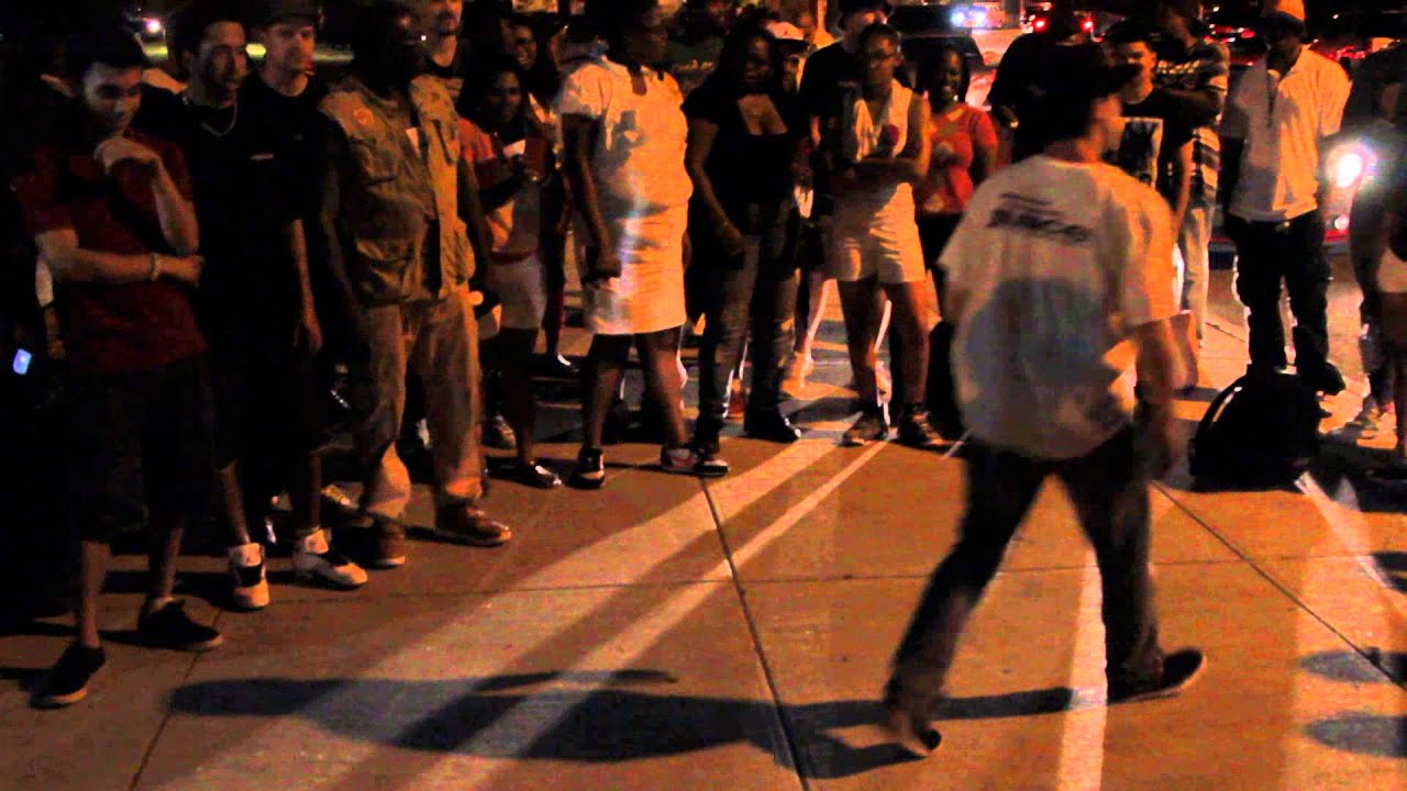 Real Hip Hop fans break dance at 2014 Summerstage (BRONX,NY) YouTube