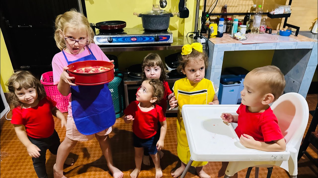 Wieloraczki idą do parku wodnego i robią ciasto truskawkowe #vlog