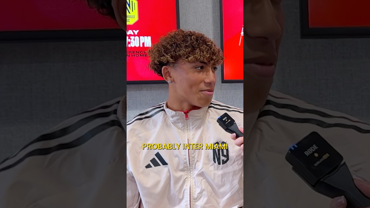 If you want to be a professional soccer player watch until the end 👀 #soccer #sportstiktok #redbull