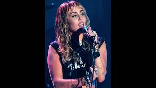 Miley Cyrus - Blinding Lights