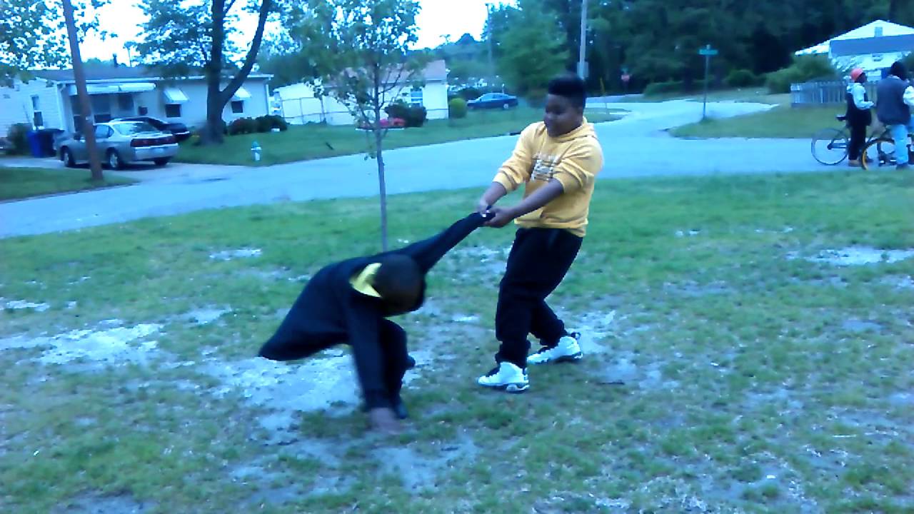 Street fighting YouTube