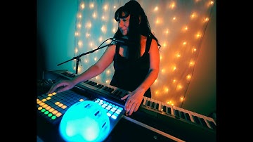 Zero Gravity Ableton Live Performance Video  [Chill Pop, Ambient ElectroPop Music]