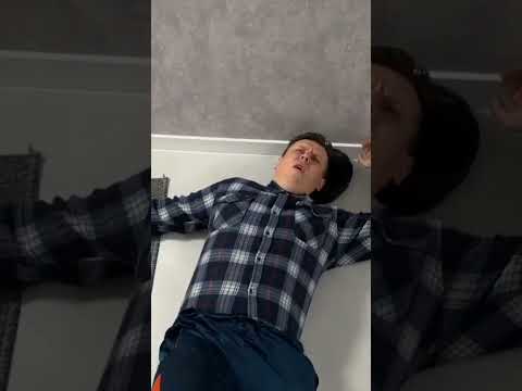 Смешные моменты из видео одни дома - Lavrensem! #lavrensem #смешныемоменты #одиндома #фильм