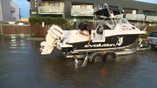 Inshore fishing for kingfish on Main Street Mordialloc