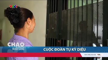 Xúc động cuộc đoàn tụ kỳ diệu của hai cha con sau 57 năm | VTV24