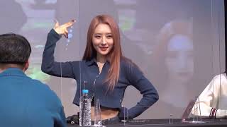 Fansign - JiU and SuA dancing to - No Dot