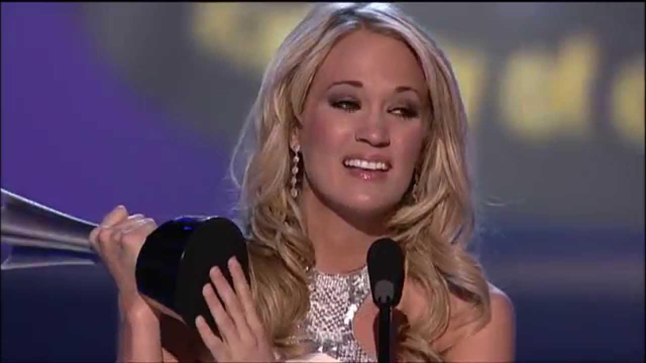 Carrie Underwood Wins ACM Entertainer of the Year, April 5, 2009 - YouTube