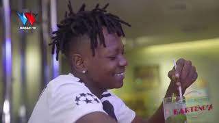 CHEKI YOUNG KILLER ALIVYO KIMBIZWA NA JONIJOO KWENYE THE BAR TENDA