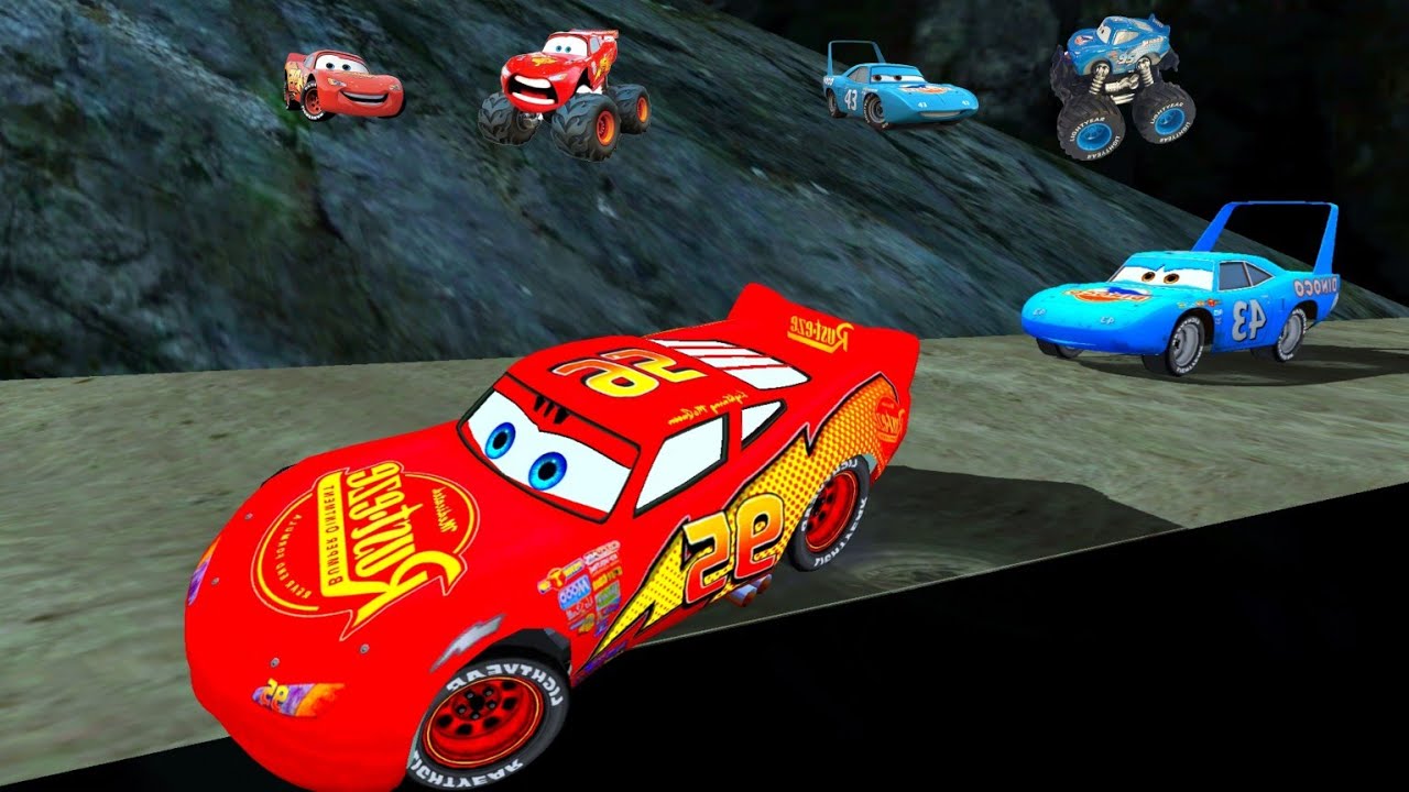 Big & Small McQueen vs King Dinoco vs Ramp Challenge JUMP