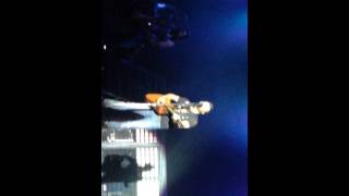 Dierks Bentley - Come A Little Closer Live