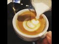 Latte Art - Schwan, kreiert von Nele