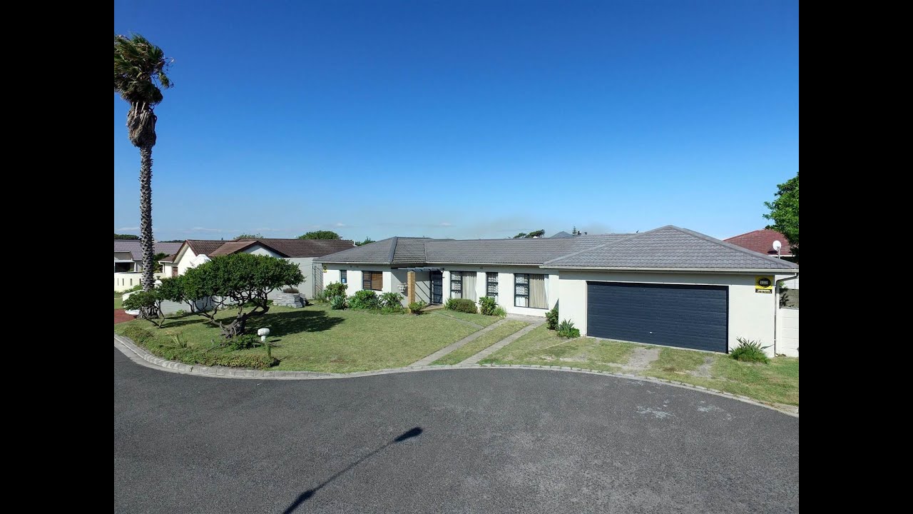 3 Bed House for sale in Western Cape Cape Town Southern Suburbs