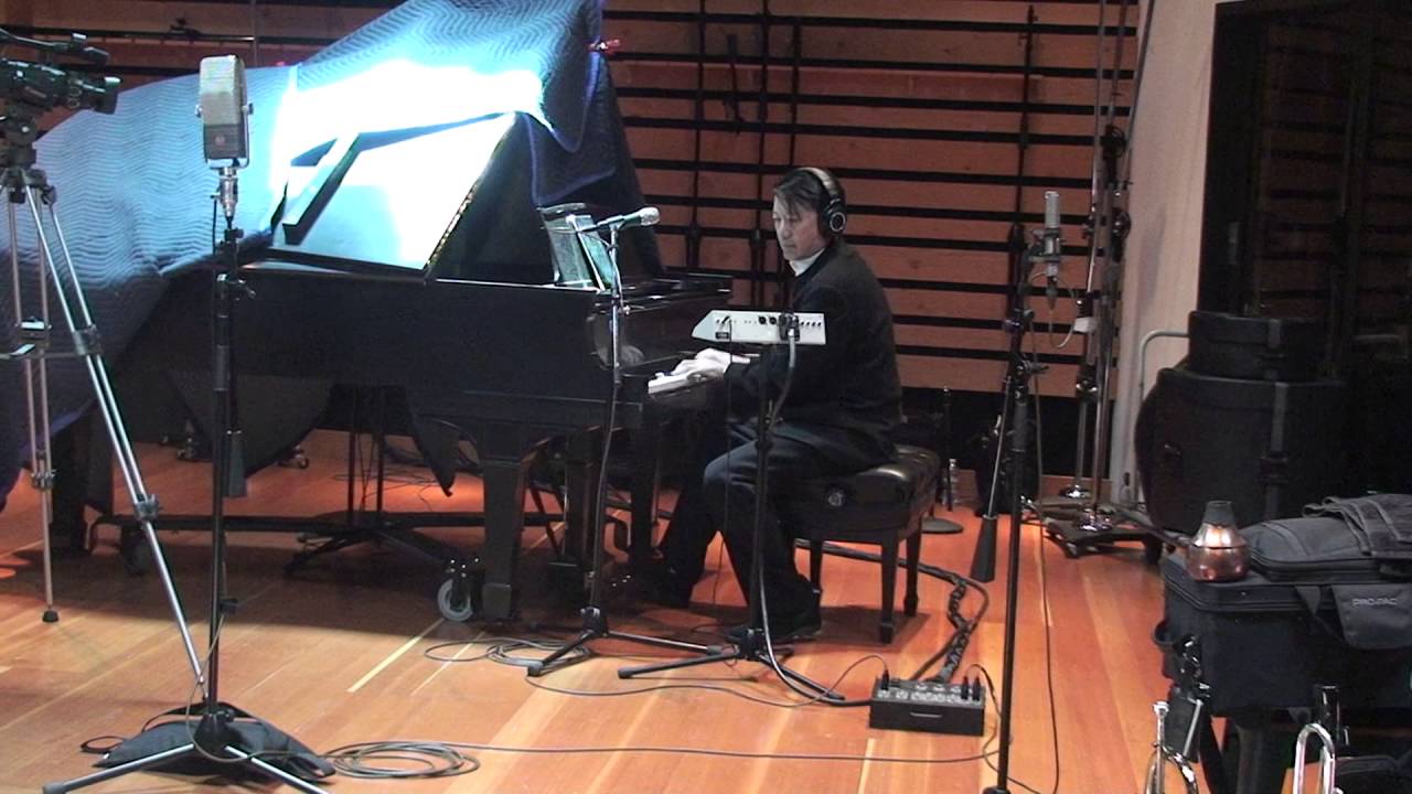 Kelly Keys Piano sample @25th St. Recording