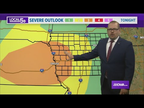 Another round of severe storms possible overnight - YouTube