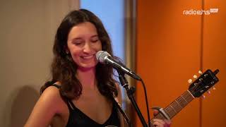 Marta Arpini – Little Love (live at radioeins)