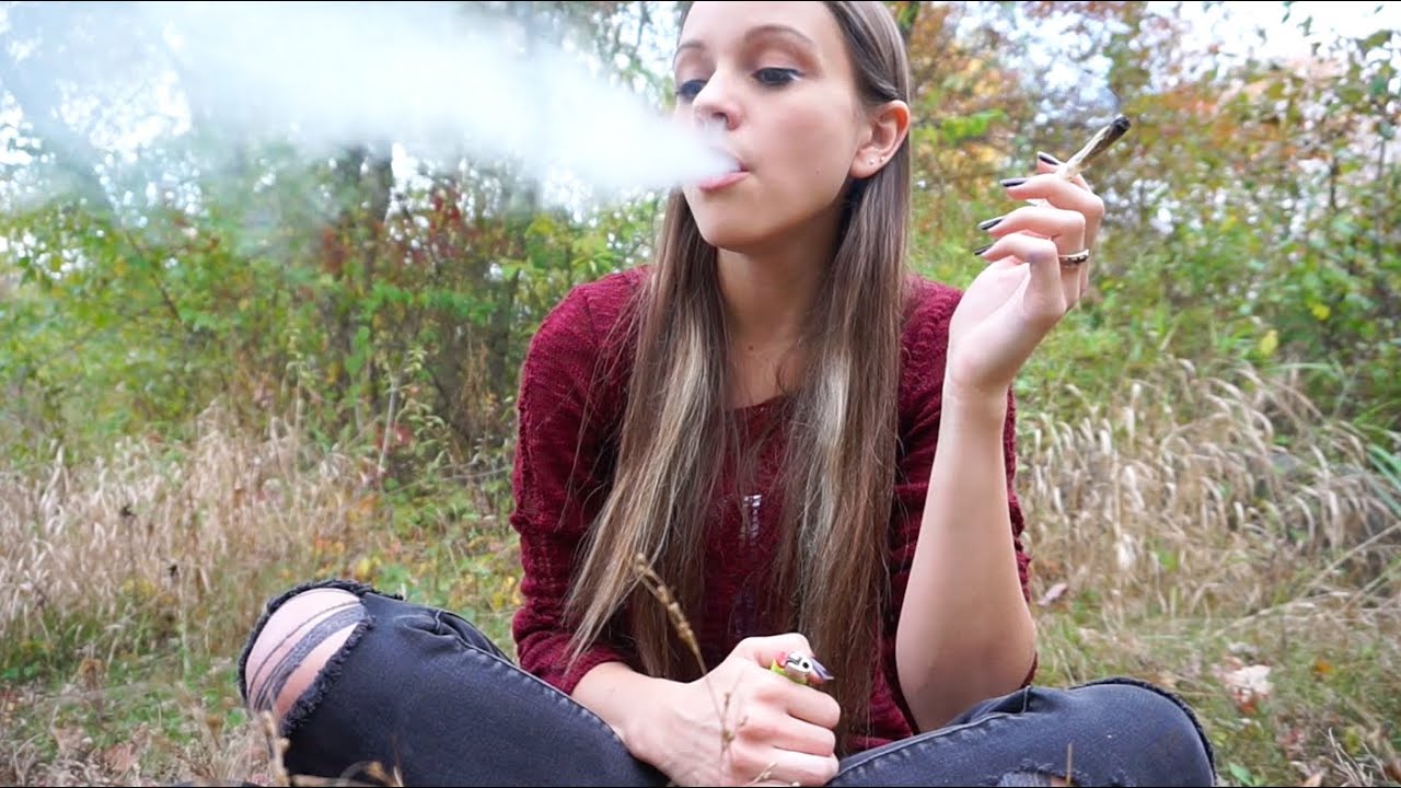 Smoke Sesh // My Shrooms Experience