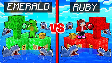 JJ and Mikey: EMERALD vs RUBY Sea Block Battle in Minecraft - Maizen