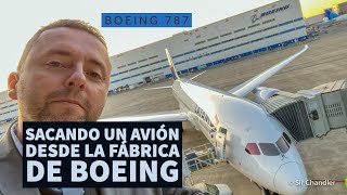 Primer vuelo de un avión desde la fábrica de Boeing