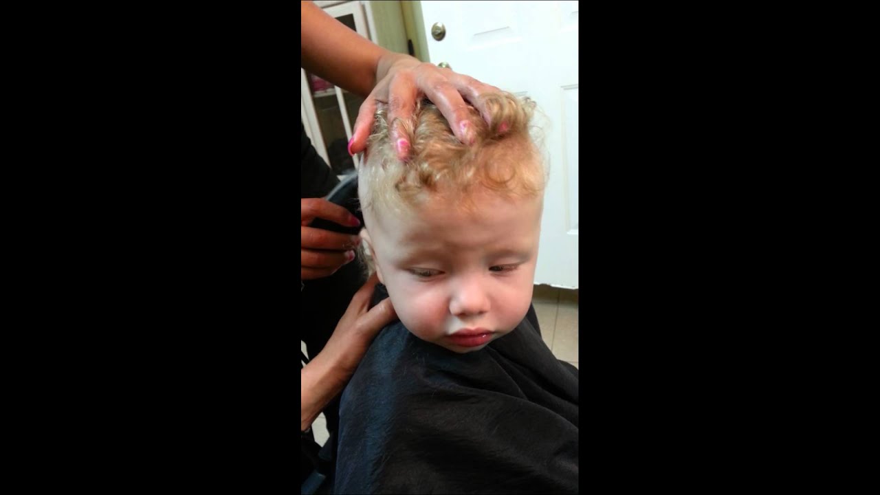 Baby getting his head shaved - YouTube