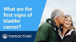 What are the first signs of bladder cancer?