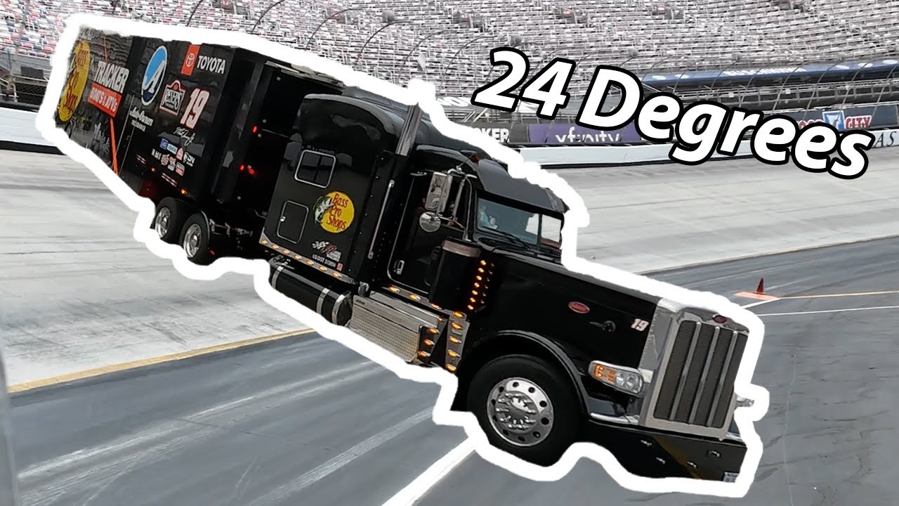 Гонщик NASCAR Hauler принимает вызов STEEP Bristol Banking