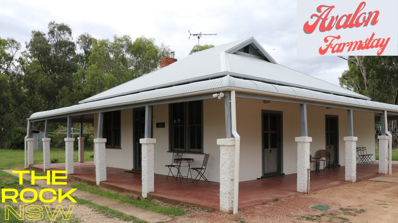 Discover Avalon: A Breathtaking Farm Stay Experience In The Rock, NSW | The Achy Pom