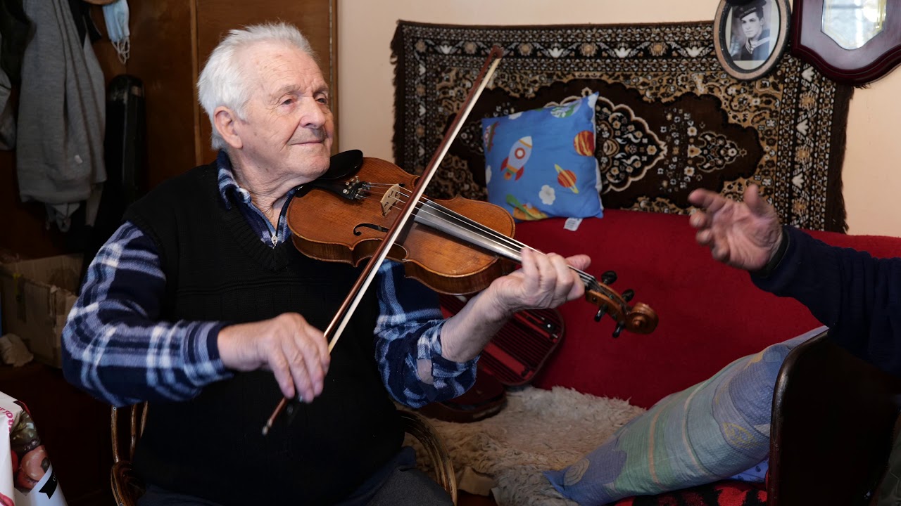 Életvidám székely bácsik