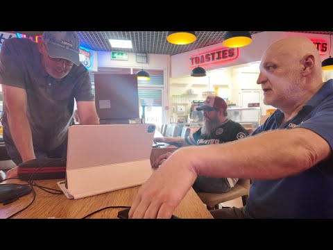 What’s going on YouTubers everywhere (behind the camera)