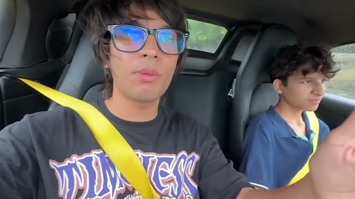 Super Car Ko Kha Le Gye 😱😂#viral #souravjoshivlogs #comedymemes #funnyshorts #youtubeshorts