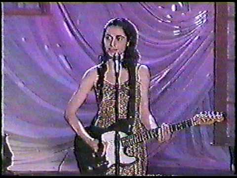 PJ Harvey - "Rid Of Me"