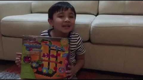 Unboxing and building of Zany Trax 2.0 Marble Mania - eTube Channel