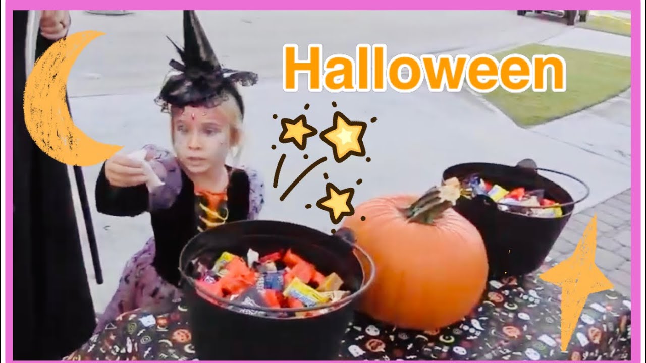 HALLOWEEN ADVENTURES and TRICK OR TREAT ! - YouTube