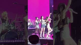 TWICE MISAMO - Do Not Touch (full perf.) @ Ready to Be Tour in Brasil DAY 1 [2024.02.06]