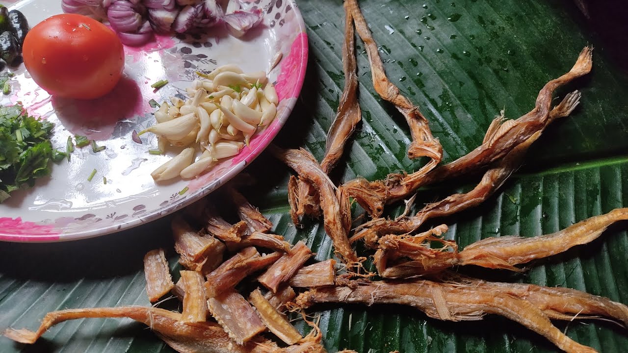 লৈটকা শুটকি ভুনা Lota sutki Bhuna Dry fish recipe Bengali style মাছ