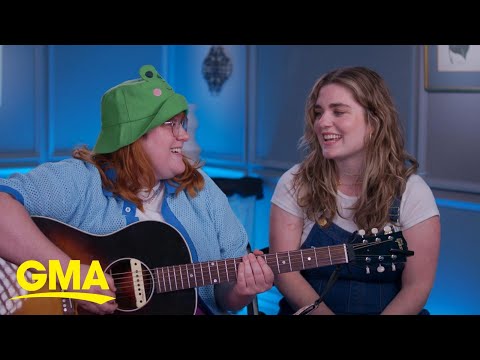 The song that has the internet singing along | GMA